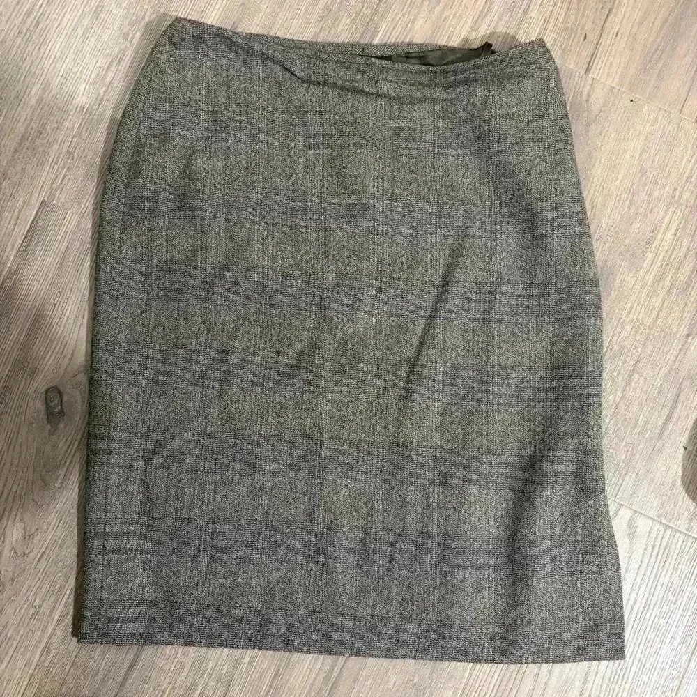 Linda Allard Ellen Tracy Women's 100% Wool Skirt, Brown, Side Slit Size 10